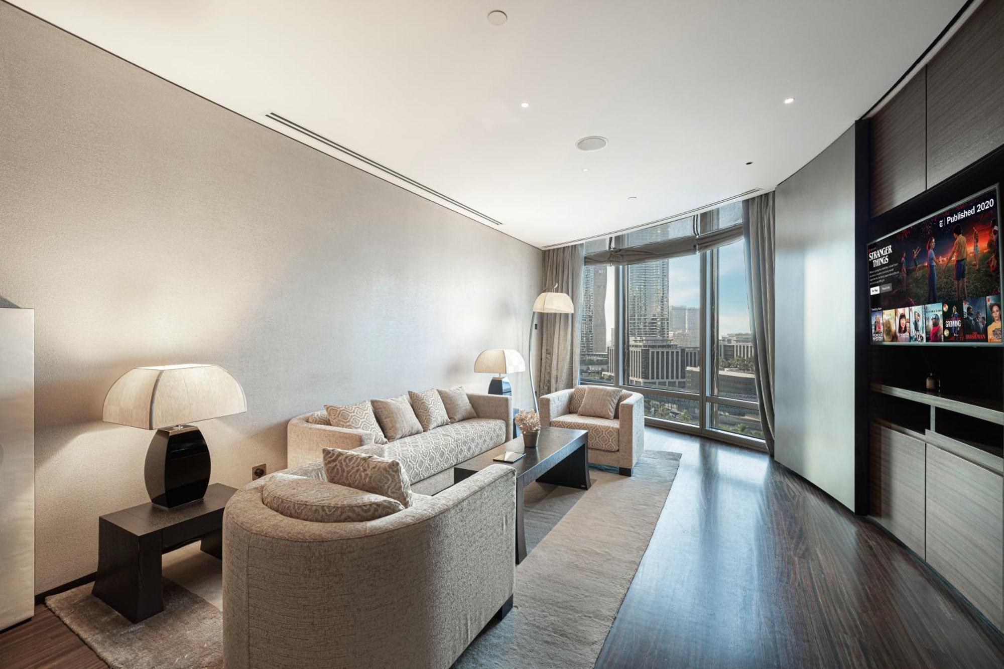 Armani Burj Khalifa 1 Bedroom Apartment *